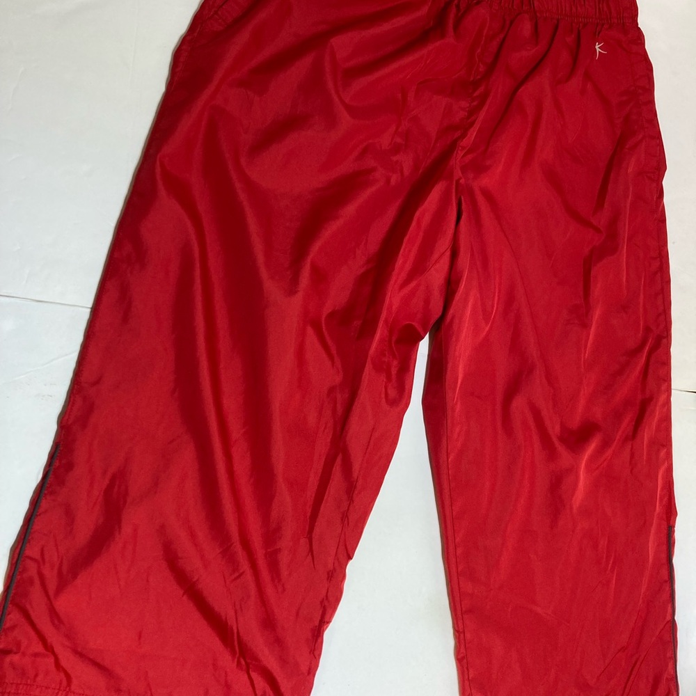 Danskin now red polyester lg (12-14) athletic drawstring Capri pants
